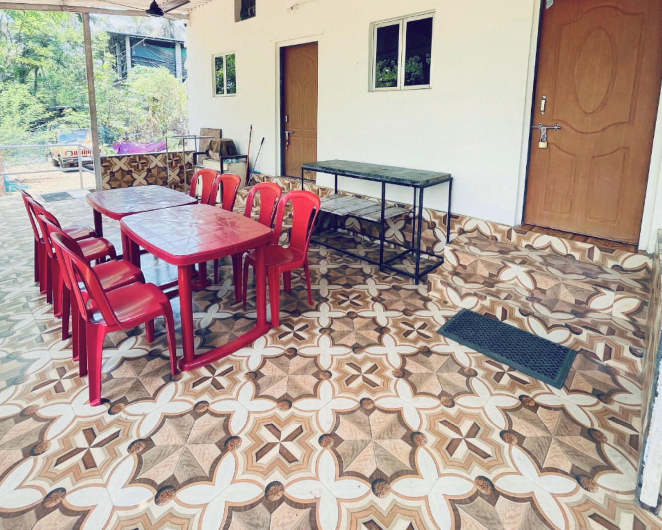 Clean and hygienic modern bathroom with hot water at Konkan Central Homestay.